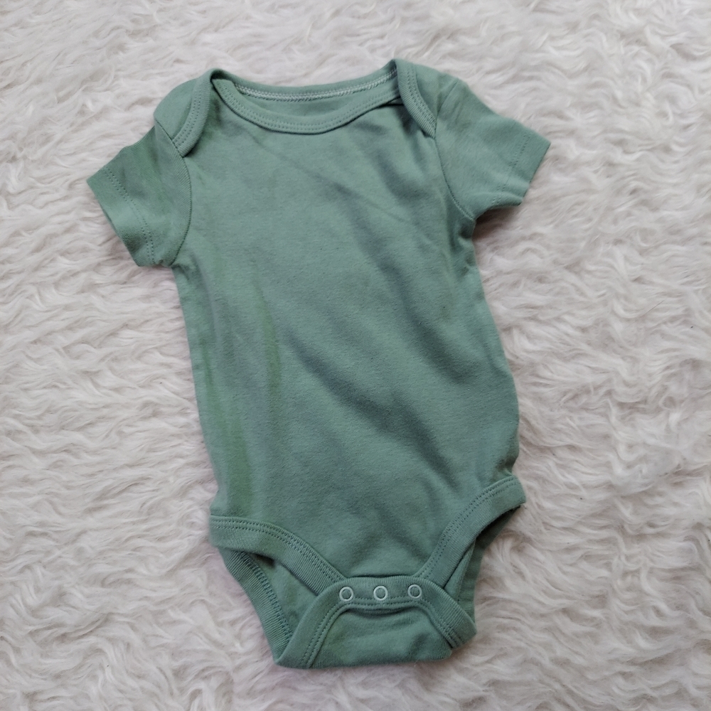 🌞 2/$4 CLEARANCE 🌞 • Cloud Island • Onesie